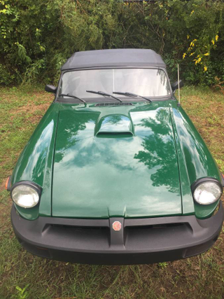 Illustration for article titled For $10,000, Could This 1977 MGB V8 Conversion Convert You Into A British Believer?